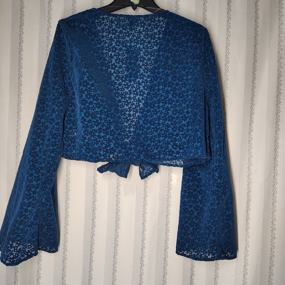 NWT- Wild Fable- Blue Bohemian Floral Tie-Front Top Size XL - Picture 3 of 3